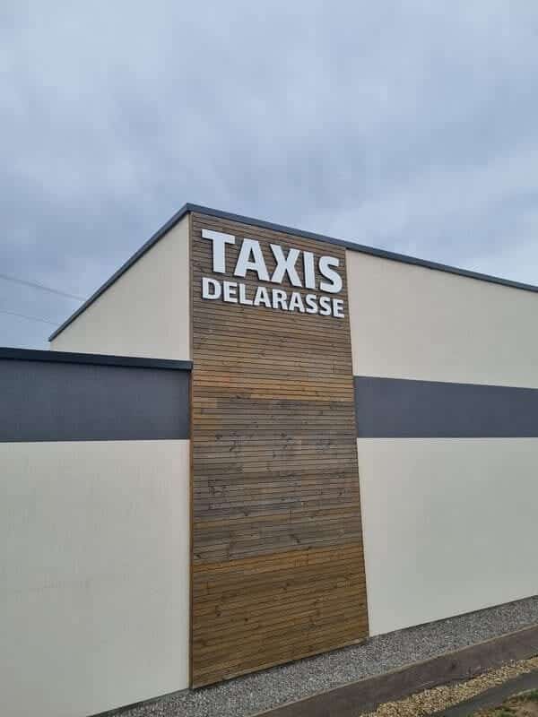 Enseigne Taxis Delarasse