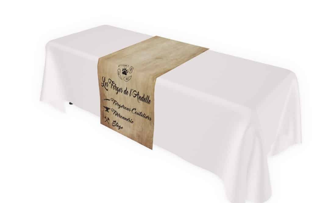 Mockup chemin de table